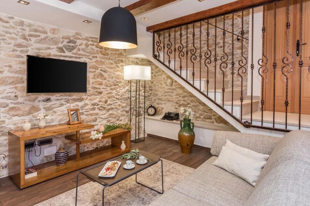 Villa Hirundo Rustica Skradin Exteriör bild
