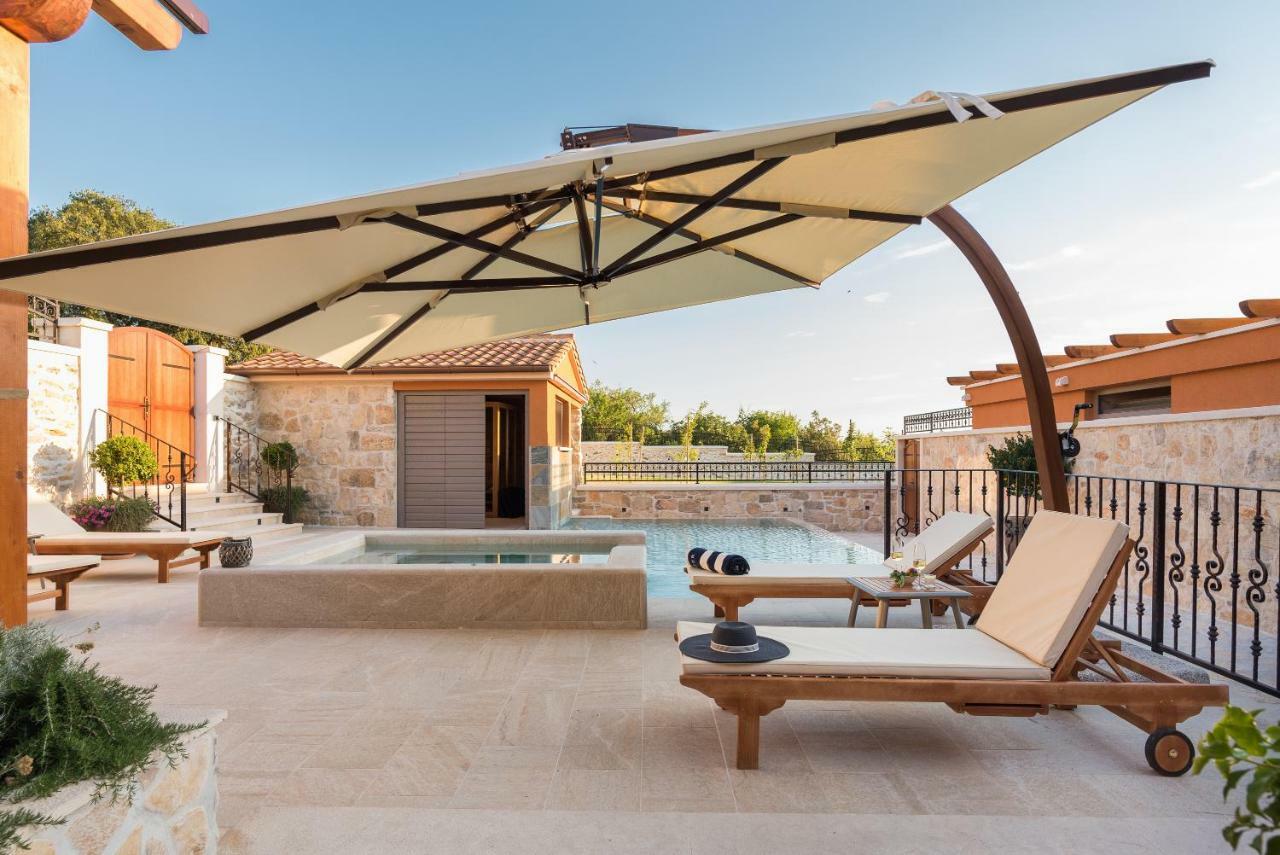 Villa Hirundo Rustica Skradin Exteriör bild