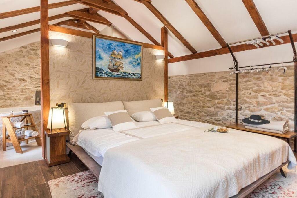 Villa Hirundo Rustica Skradin Exteriör bild