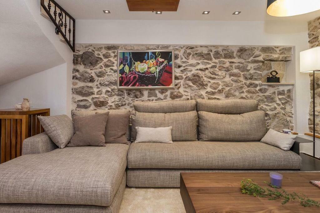 Villa Hirundo Rustica Skradin Exteriör bild