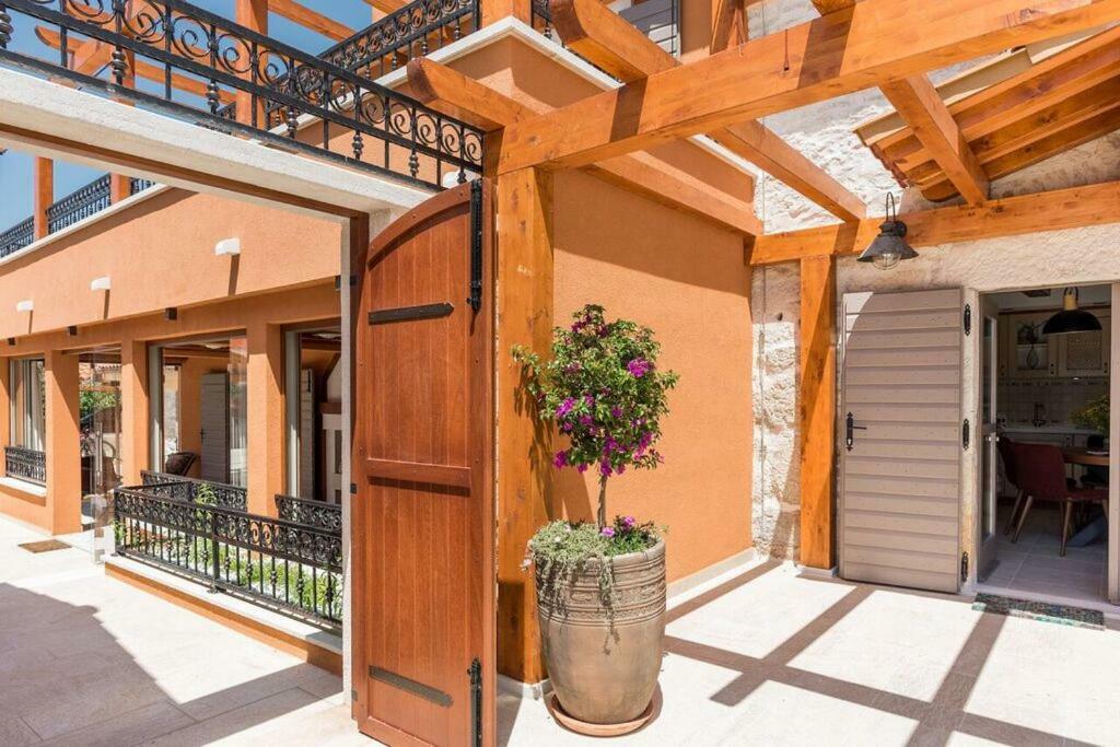 Villa Hirundo Rustica Skradin Exteriör bild